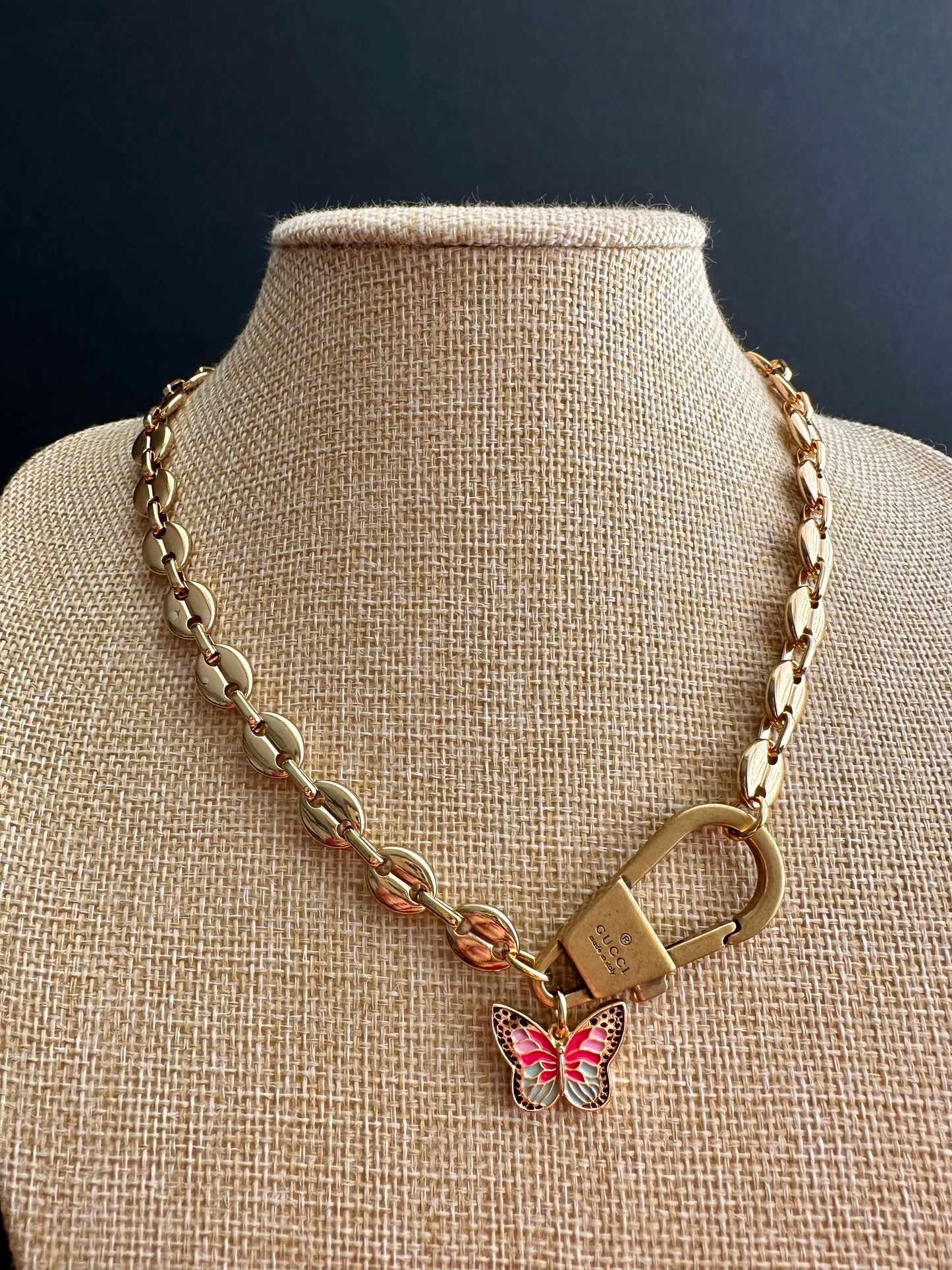 🦋 Antique Gold Vintage Gucci Keychain charm chain choker • high quality wheat chain