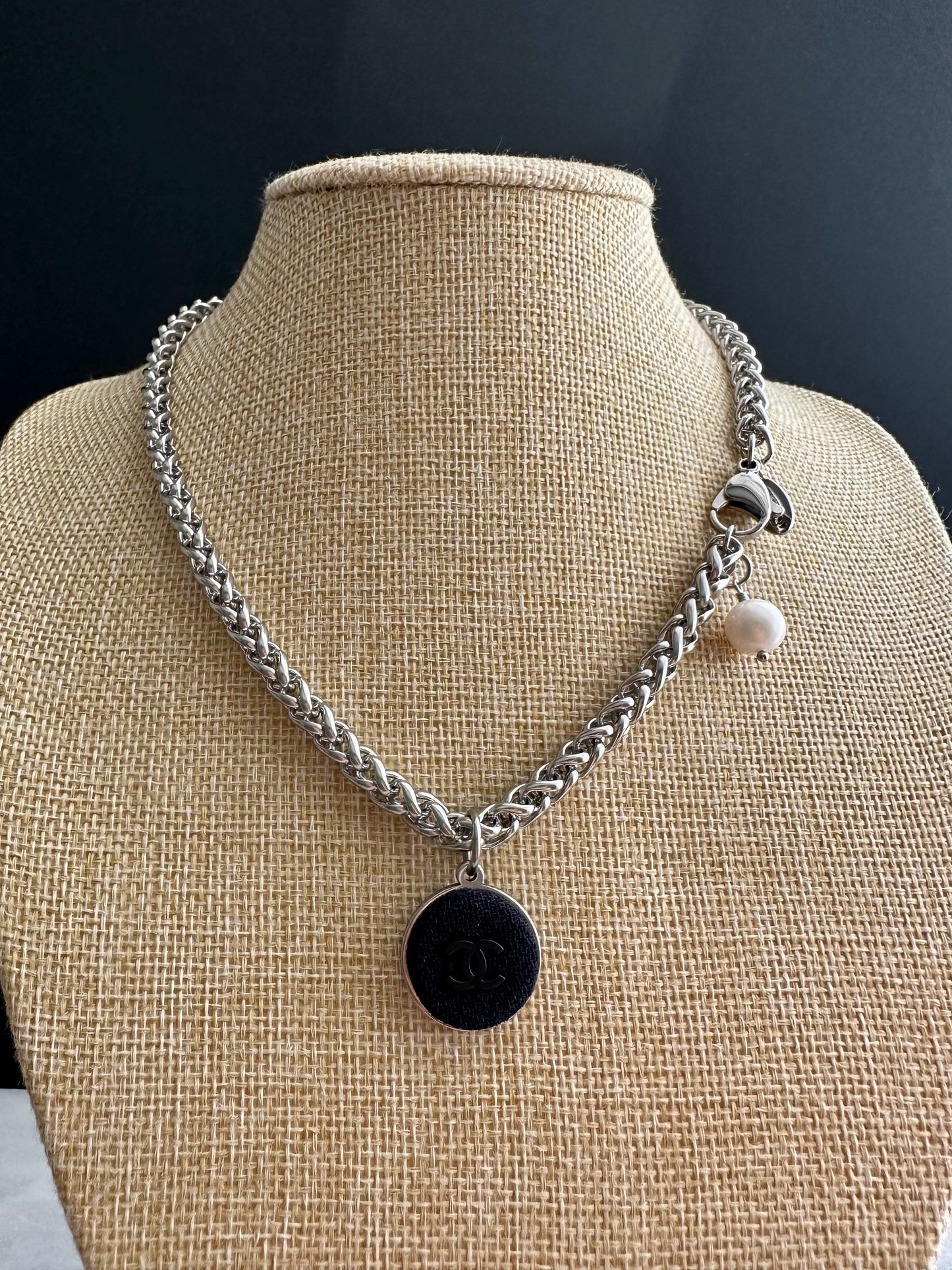 🖤 Reworked Authentic silver and black button necklace