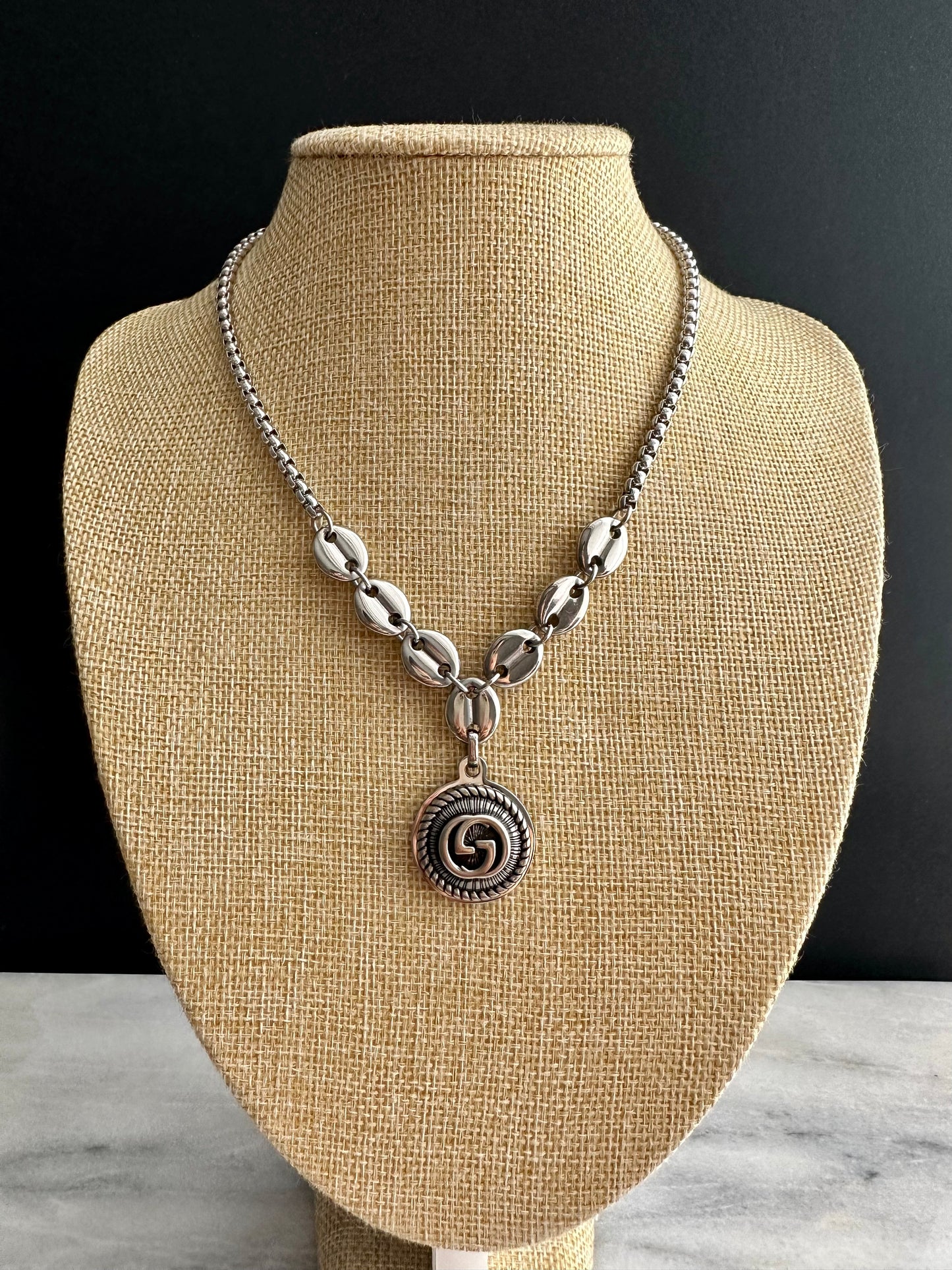 🐝 Antique Silver Gucci charm chain necklace • high quality wheat chain