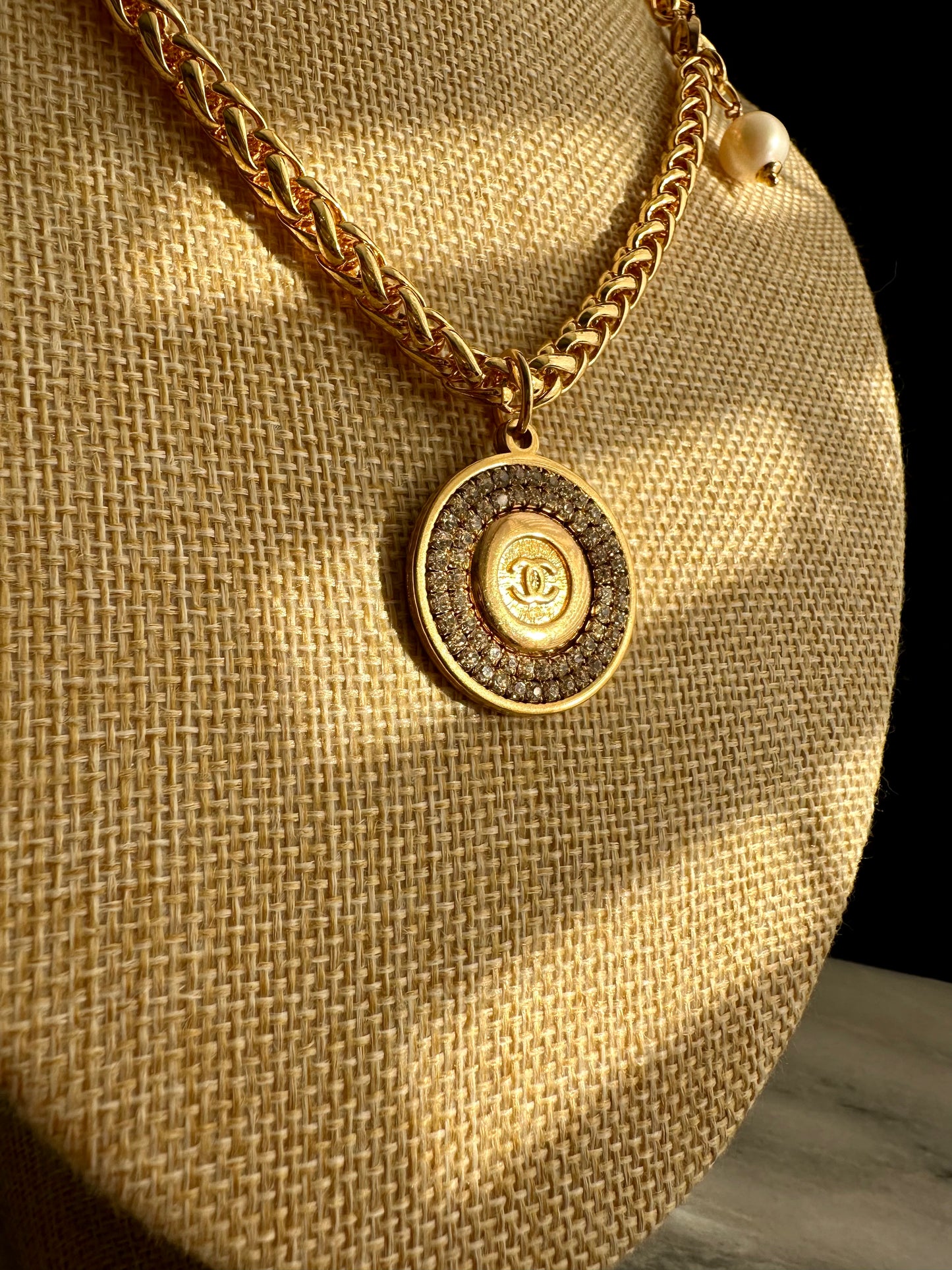 ✨SUPER RARE Large Vintage Authentic reworked Gold button Necklace