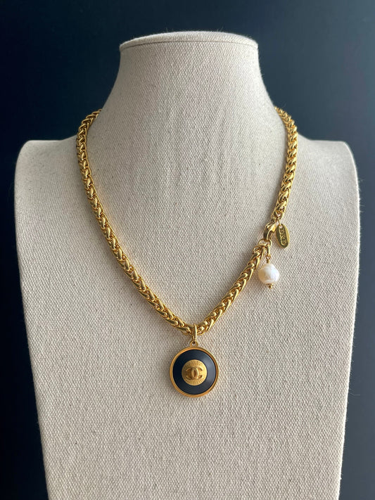 “Kitty” Vintage Authentic reworked Gold button Necklace