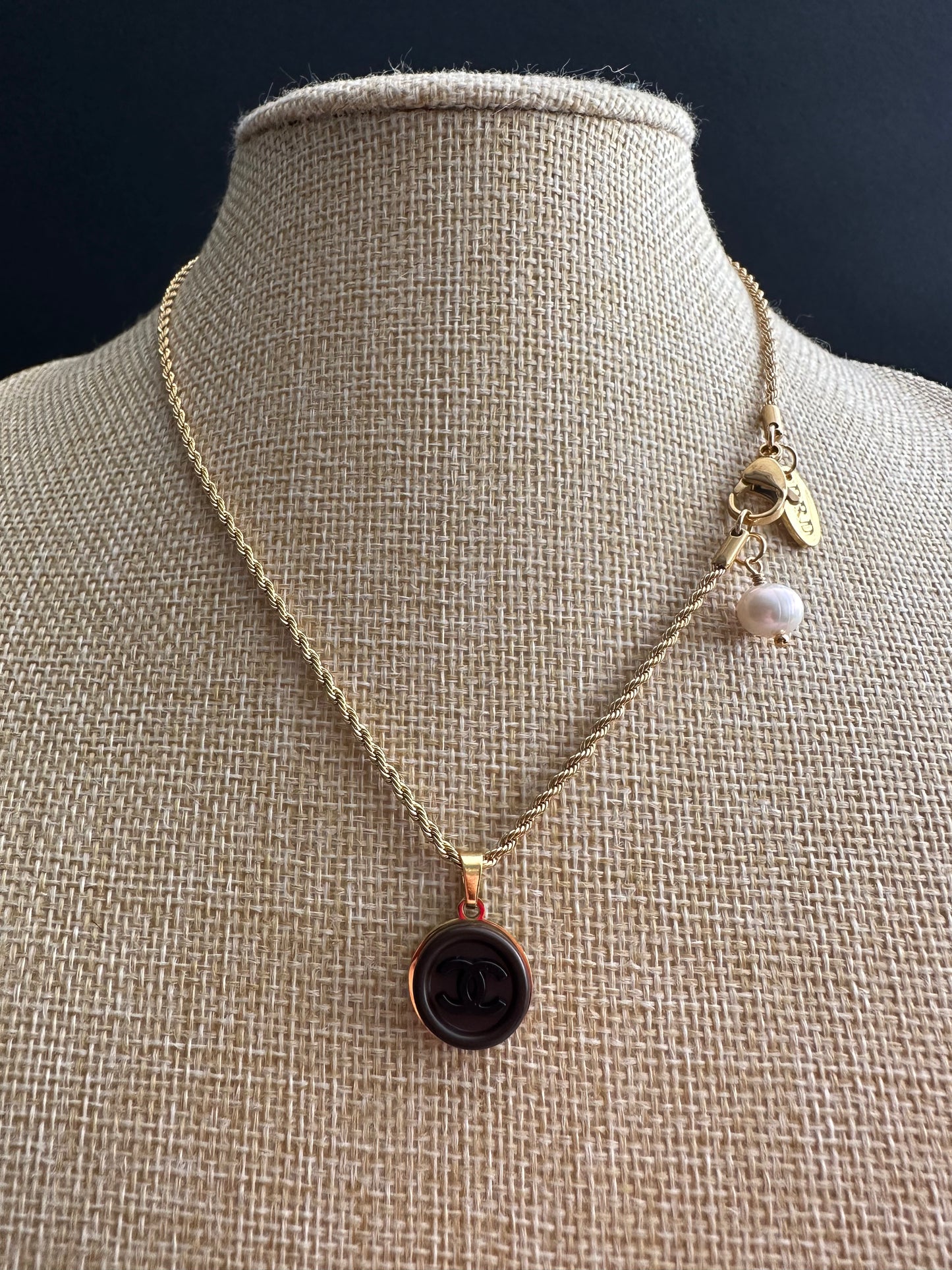 ✨ Delicate Vintage Authentic reworked Gold button Necklace