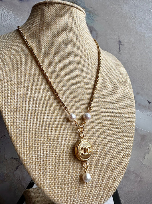 ✨Vintage Authentic reworked Gold button Necklace