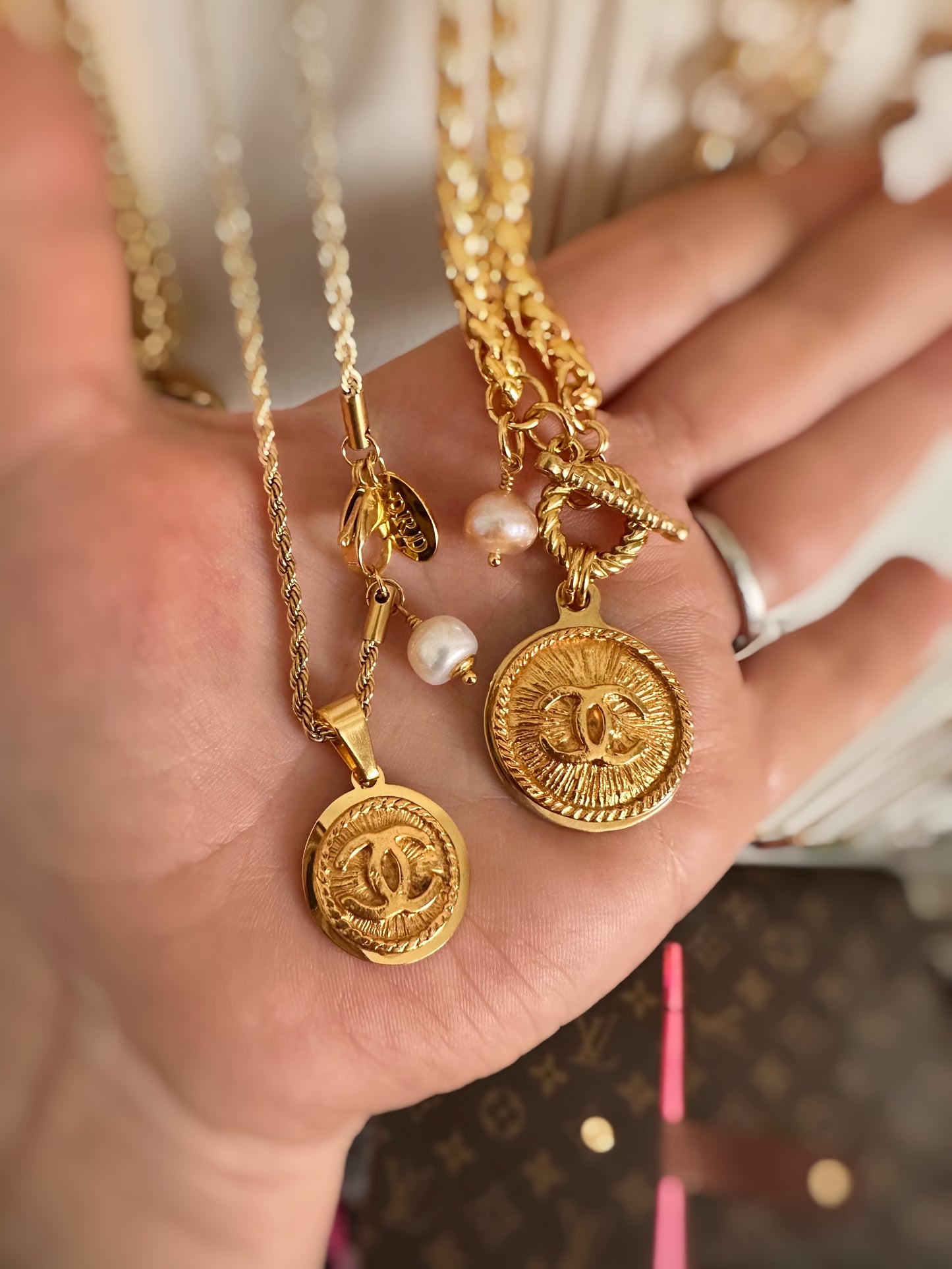 Extremely rare Vintage Authentic reworked Gold button Necklace