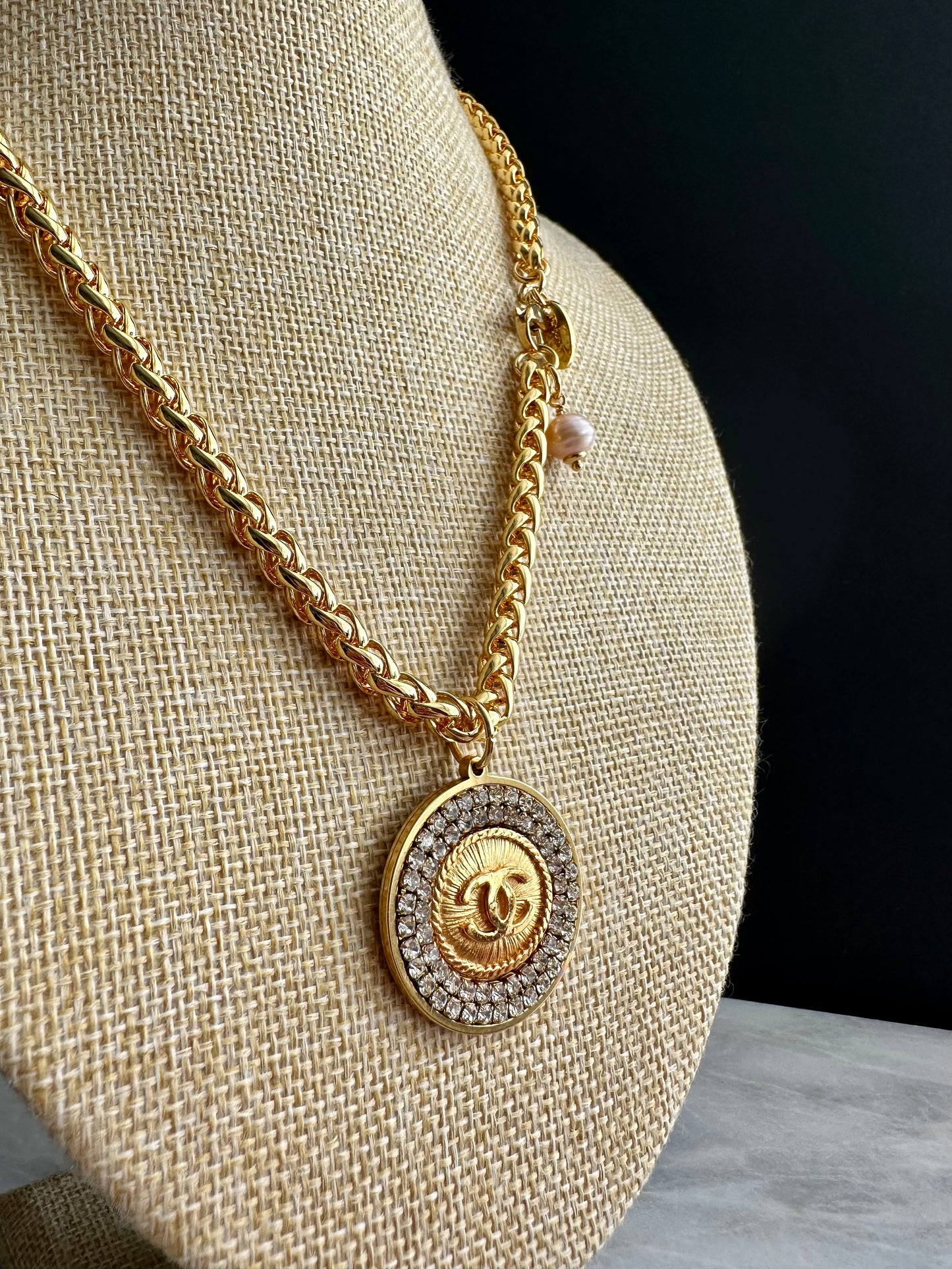 ✨SUPER RARE Large Vintage Authentic reworked Gold button Necklace