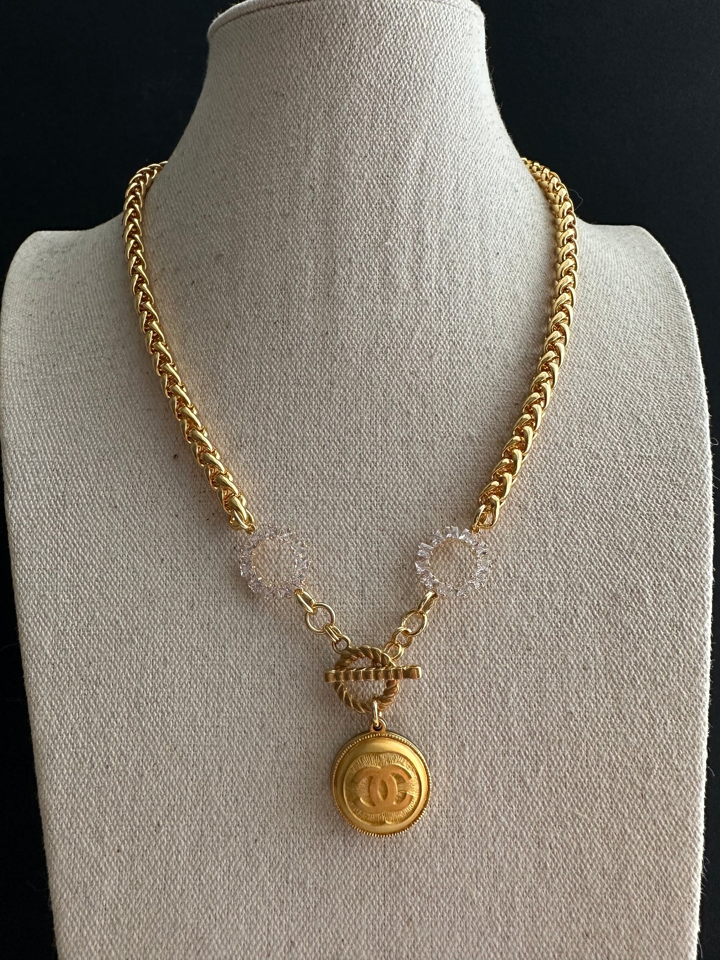 ✨SUPER RARE Large Vintage Authentic reworked Gold button Necklace