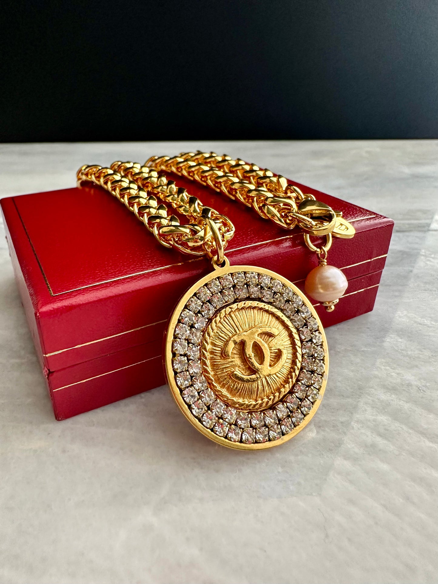 ✨SUPER RARE Large Vintage Authentic reworked Gold button Necklace