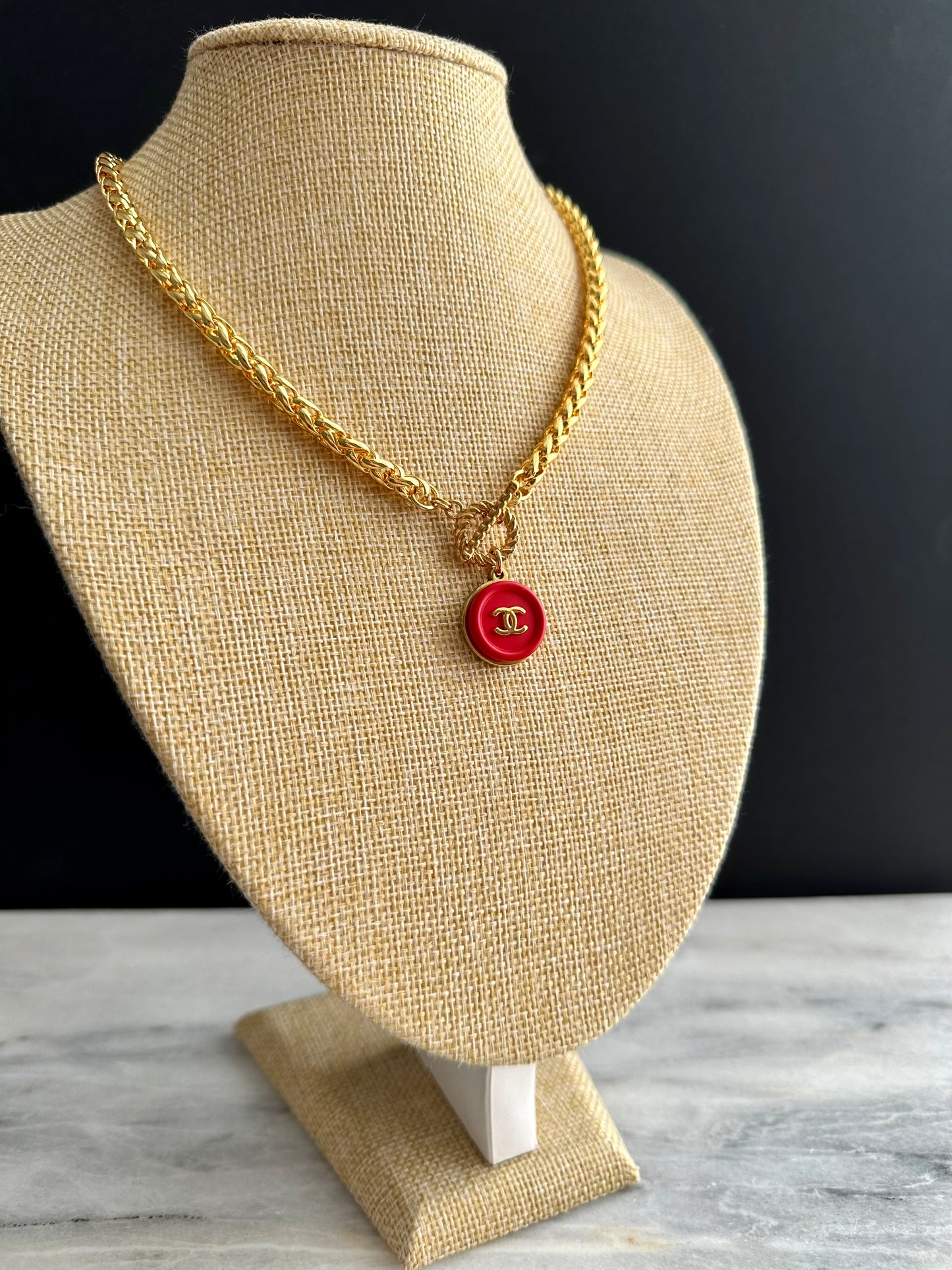 ❤️ reworked red button necklace