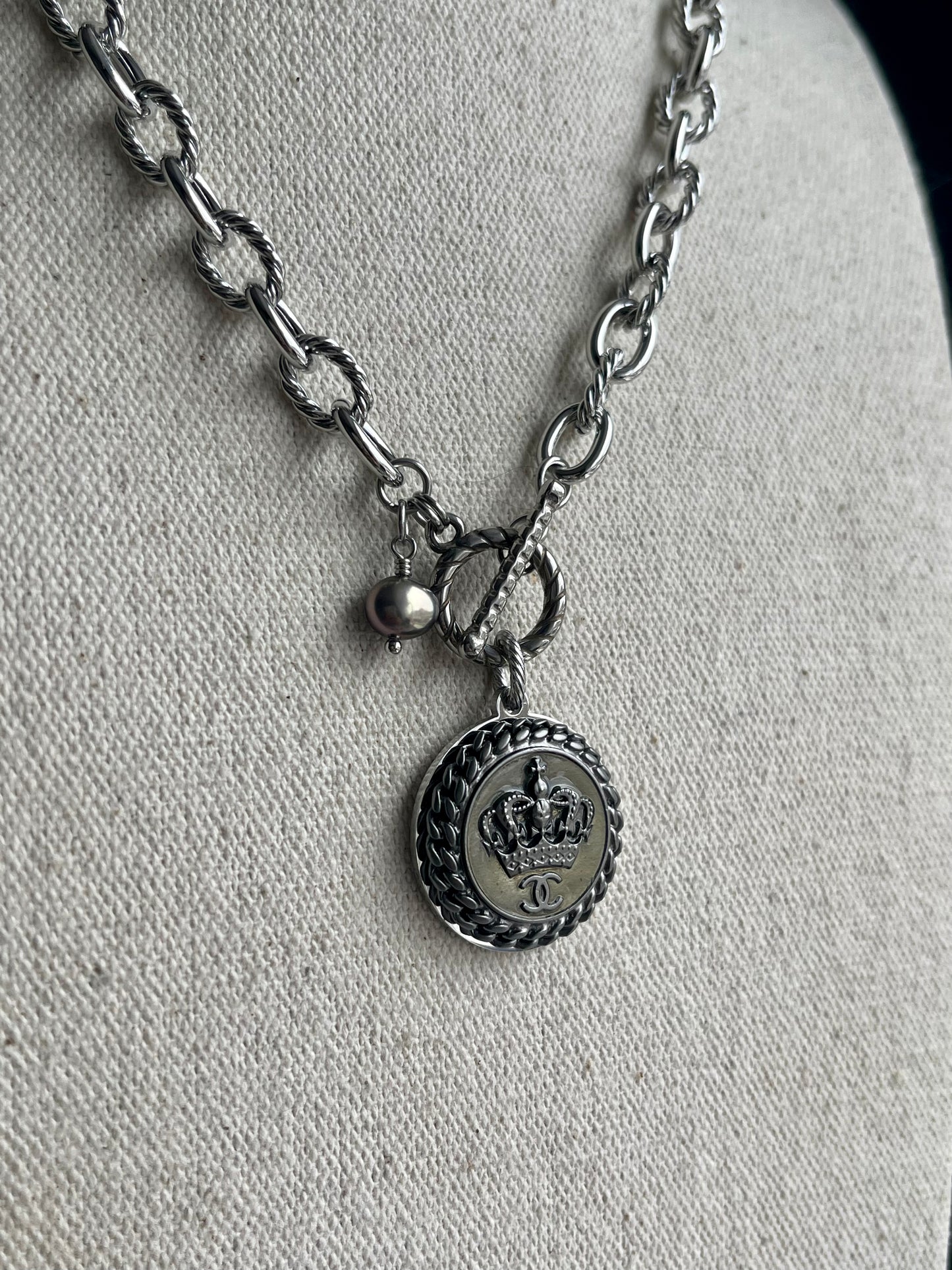 🖤one of a kind Vintage Reworked Authentic silver button necklace