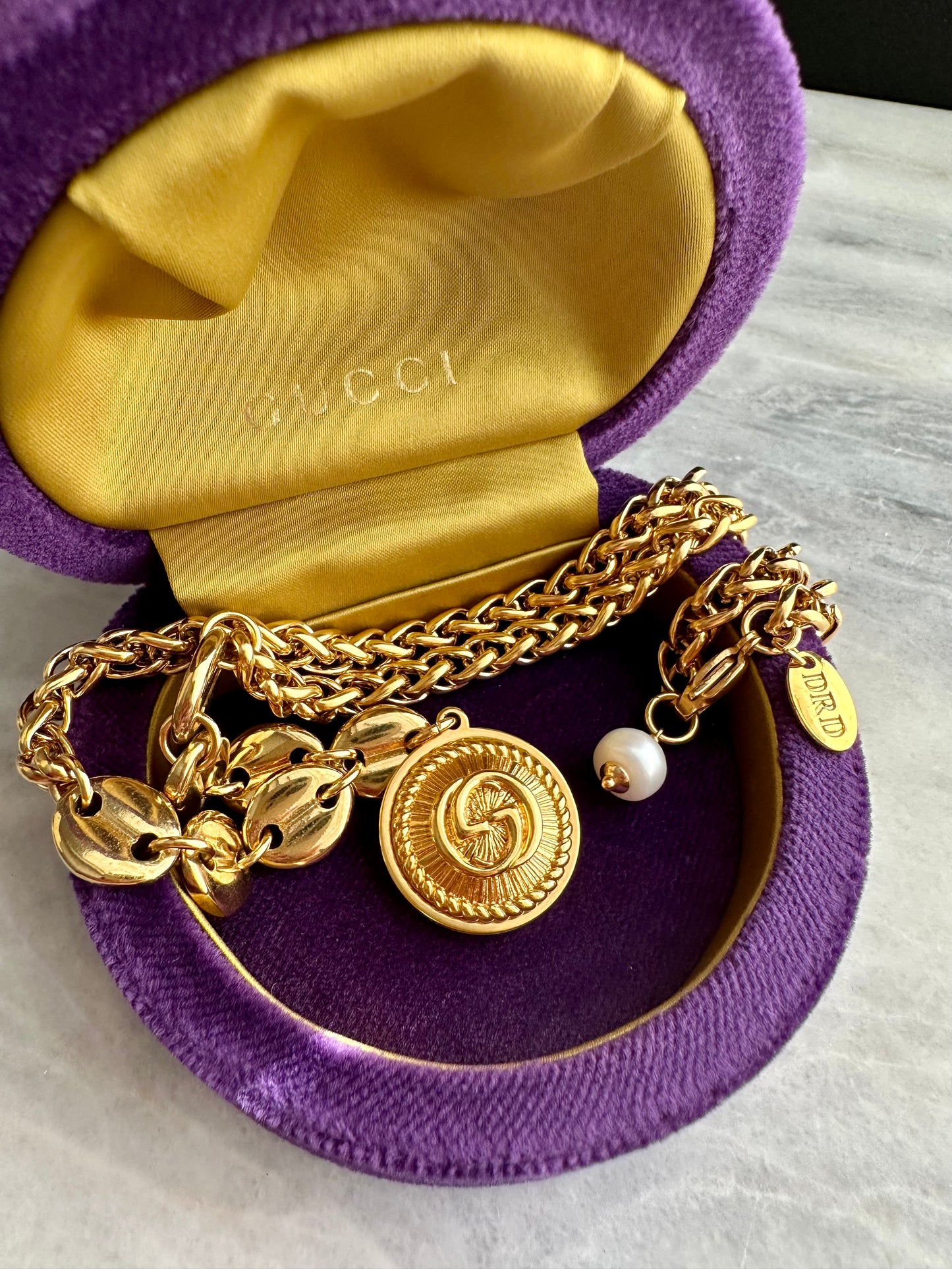 Gold reworked Gucci Y necklace • high quality