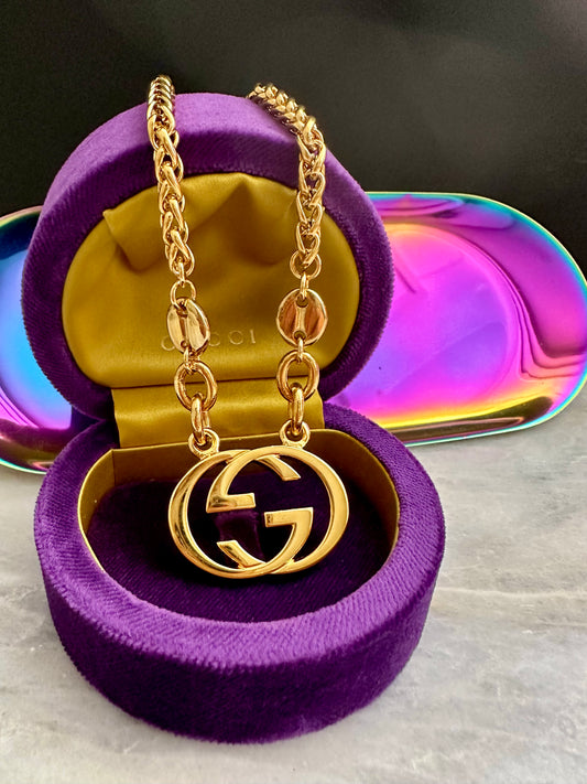 Gold Vintage Gucci charm necklace • high quality